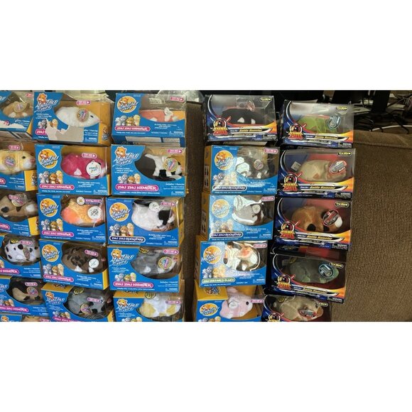 Zhu Zhu Pets Lot WHAT? 40 Ball Shops, Battle? Hamster Rockstars  Wild Bunch Kung - Picture 1 of 11